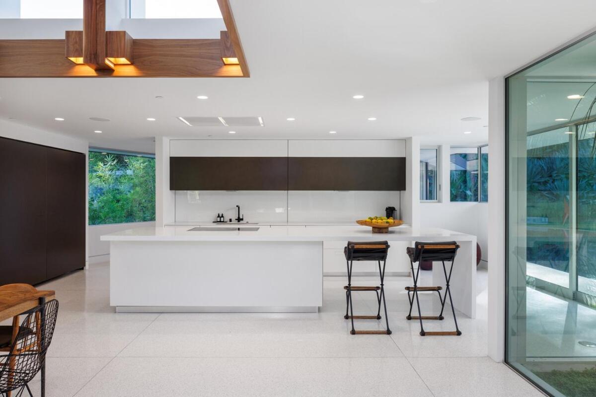 Loma Vista Modern